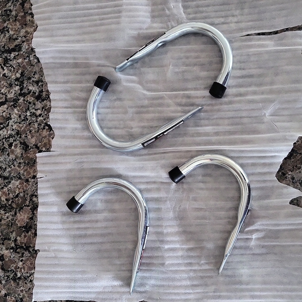 Lot of 4 Tool Shop 6" UTILITY HANGER new w tags